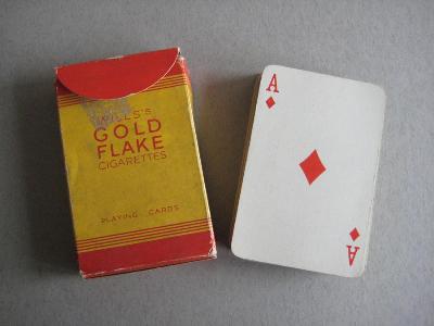 Wills Gold Flake Pack -  select me for a larger image
