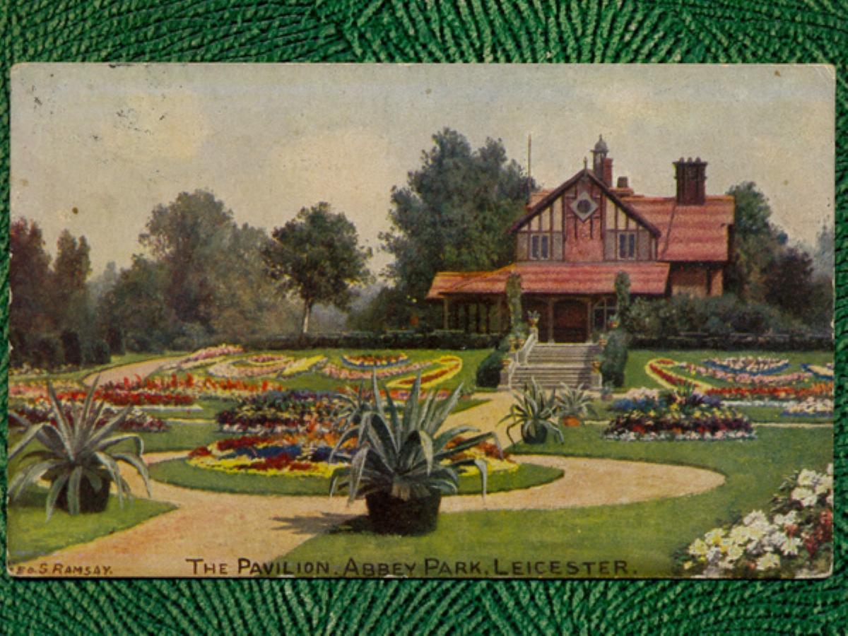 Abbey Park pavilion, Leicester -  select me for a larger image