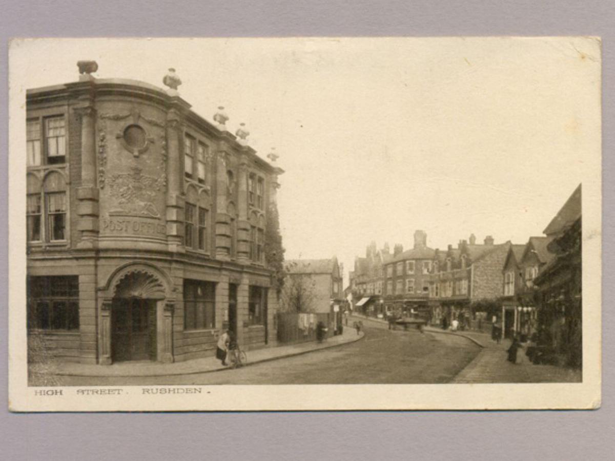 Rushden, High Street -  select me for a larger image