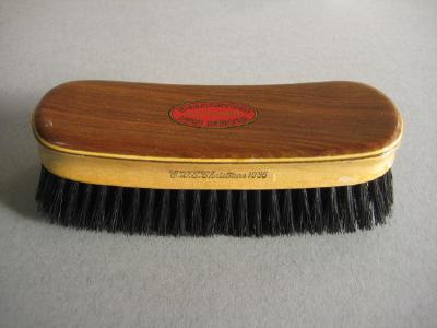 1935 CWS Christmas gift brush -  select me for a larger image