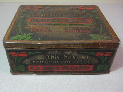 Shoe brush tin, CWS -  select me for a larger image