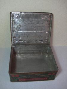 Shoe brush tin, CWS -  select me for a larger image