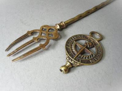 Toasting Fork, Festival emblem -  select me for a larger image