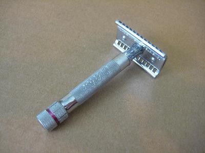 Eclipse Red Ring razor -  select me for a larger image