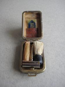 Lord travel razor set -  select me for a larger image
