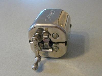 Spiro Razor blade sharpener -  select me for a larger image