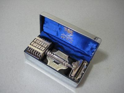 Wilkinson 7 day razor -  select me for a larger image