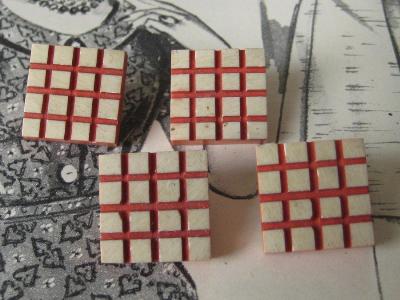 Buttons and buckles - Chequerboard buttons, 1960s