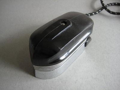 Smoothie Portable Electric Iron -  select me for a larger image
