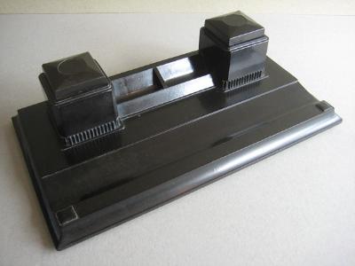 Russian desk inkwell -  select me for a larger image