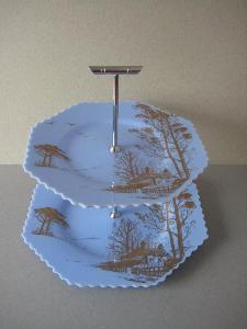 Cake stand, Lucite, 1940s -  select me for a larger image