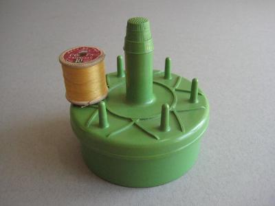 Knitting & Sewing - Cotton reel holder