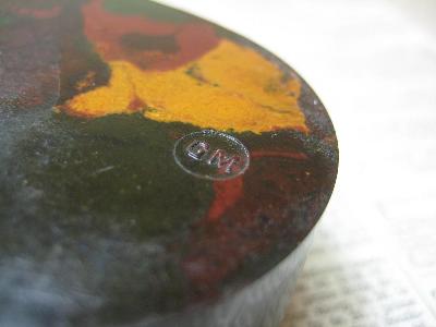 1930s lidded oval Bakelite box -  select me for a larger image