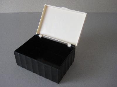 Cigarette boxes, pictorial lids -  select me for a larger image