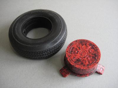 Firestone tyre ashtray -  select me for a larger image