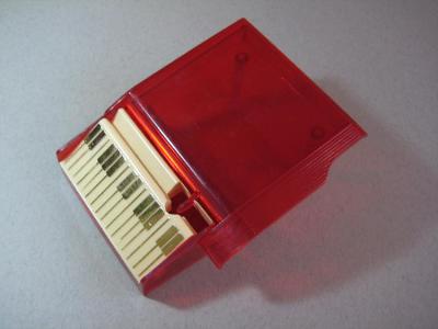 Piano shaped cigarette box -  select me for a larger image