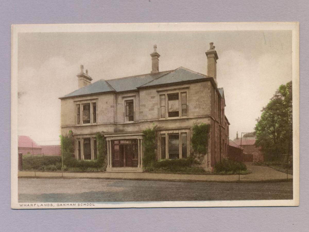 Oakham, Wharflands, Station Rd -  select me for a larger image