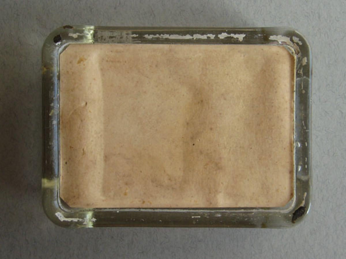 Lambourne Sportswear ashtray -  select me for a larger image
