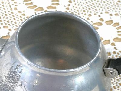 Festival of Britain Tea pot, Swan -  select me for a larger image