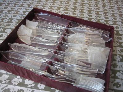 Lucite fish and salad cutlery set -  select me for a larger image