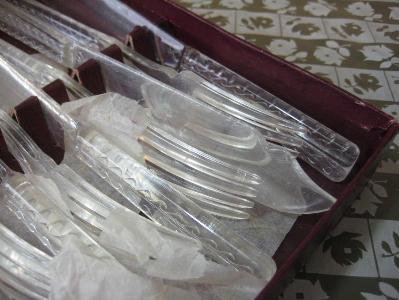 Lucite fish and salad cutlery set -  select me for a larger image